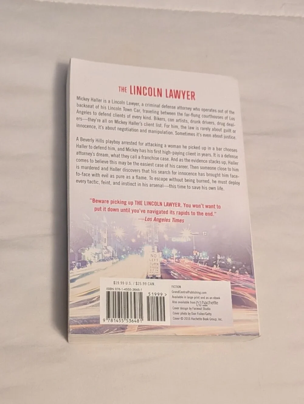 💥 The Lincoln Lawyer by Michael Connelly Paperback